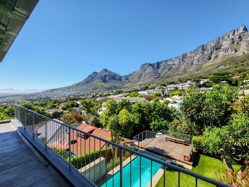 4 Bedroom Property for Sale in Higgovale Western Cape